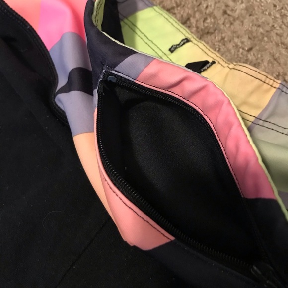 FILA - Picture 4 of 4